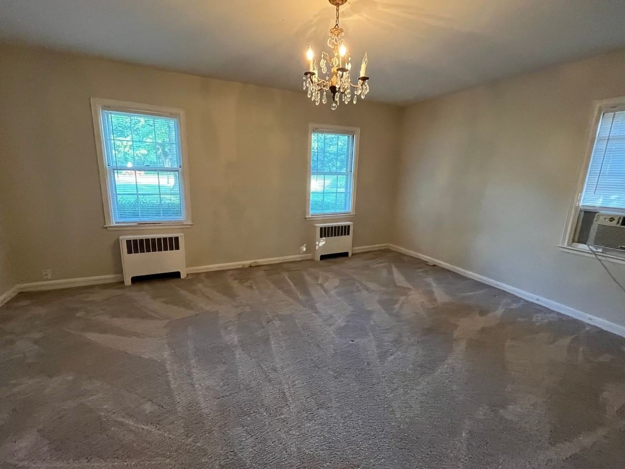 3323 Lakeshore Dr - Photo 7 of 9