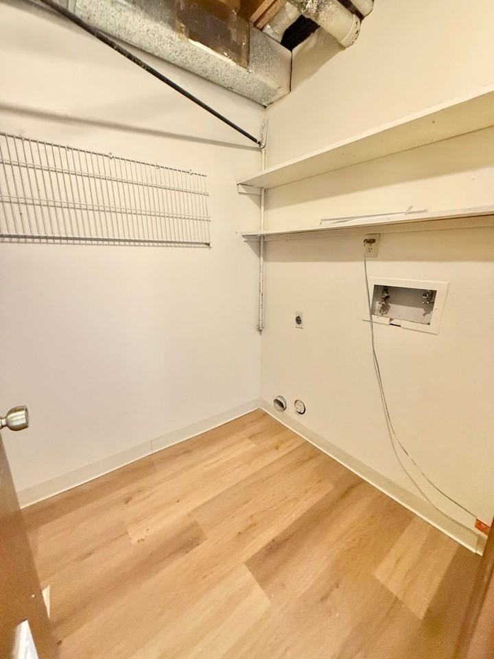 499 Forest Edge Cir - Photo 2 of 10