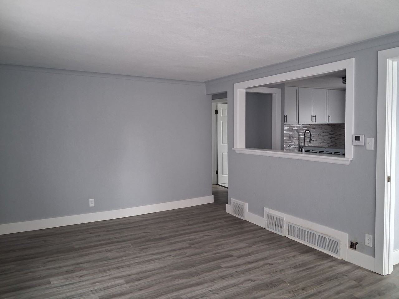 4346 N 28th St - Photo 5 of 15