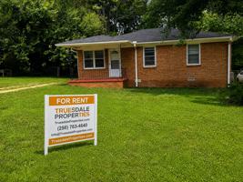 featured image of 2702 Garvin Rd Nw