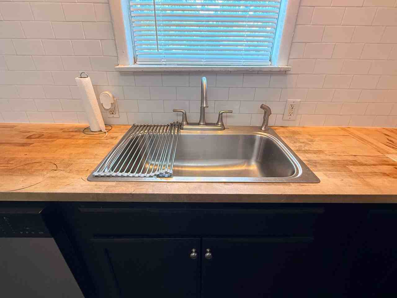 810 Glencrest Ln - Photo 6 of 31
