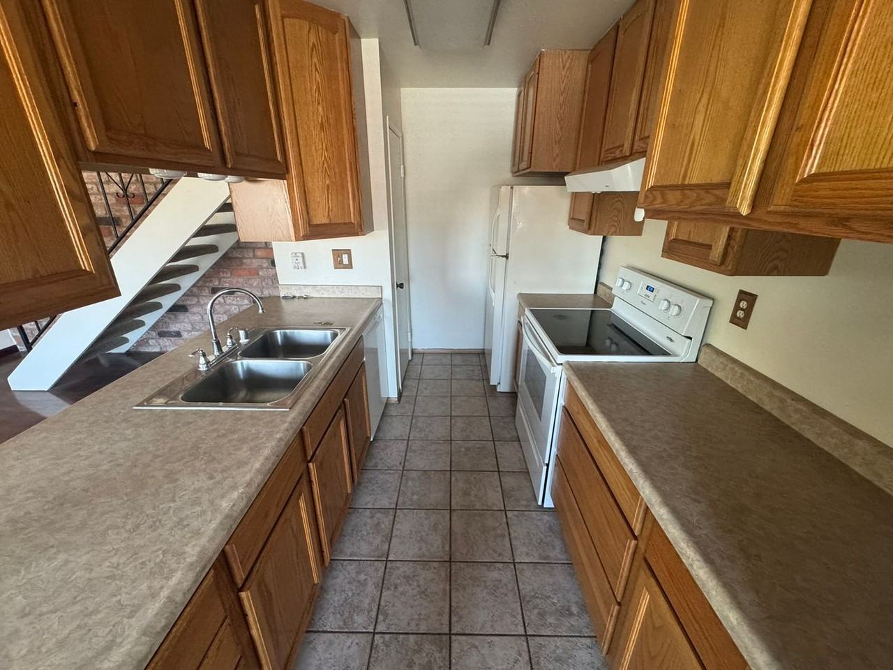12103 Orange Crest Ct #3 - Photo 5 of 20
