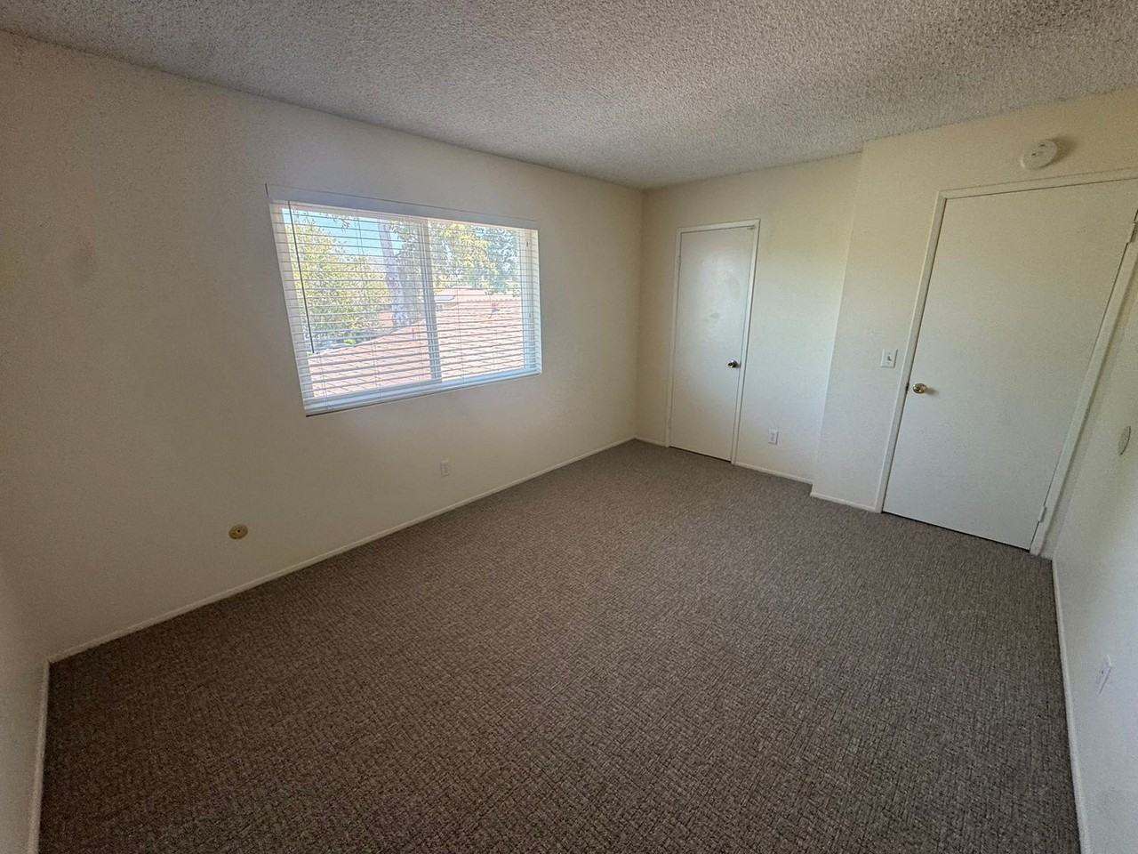 12103 Orange Crest Ct #3 - Photo 7 of 20