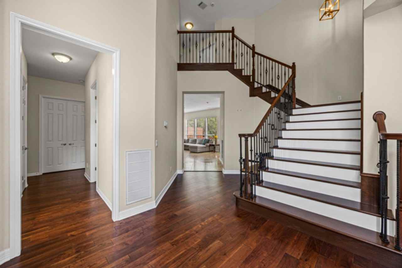 10648 Bramblecrest Dr - Photo 3 of 22
