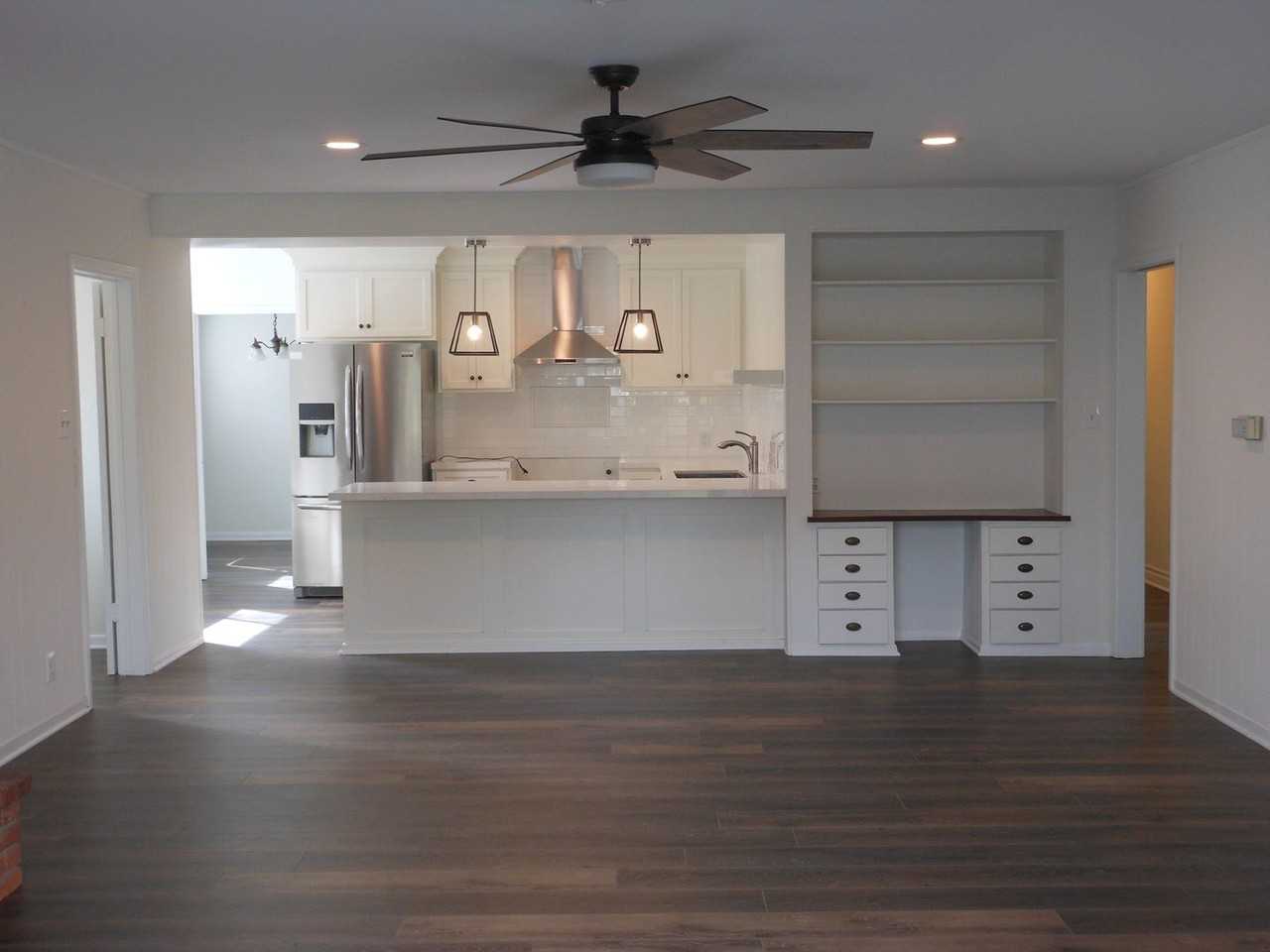 8340 Chase Ave - Photo 6 of 26