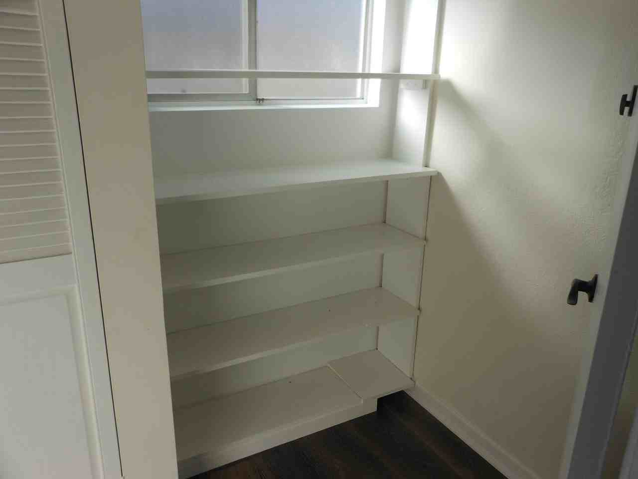 8340 Chase Ave - Photo 7 of 26