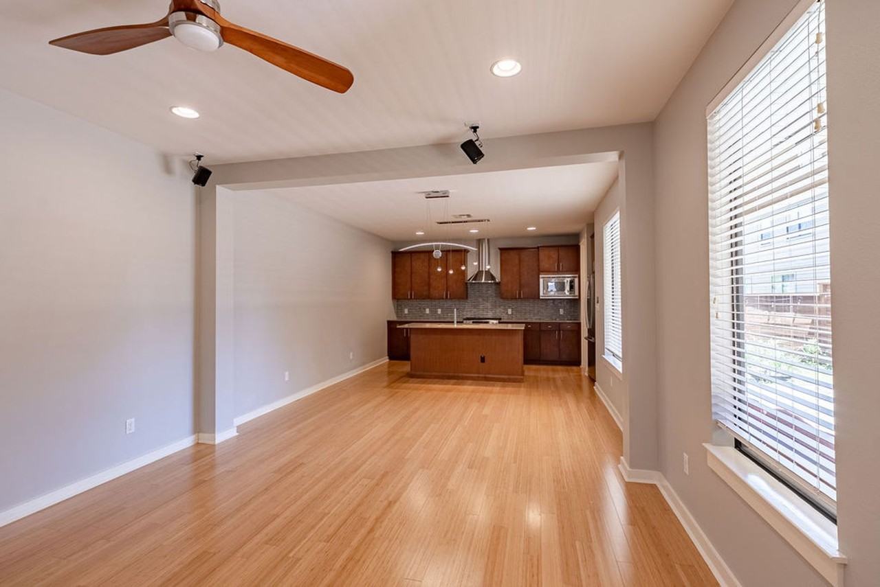 3107 Corbin Ln - Photo 3 of 18