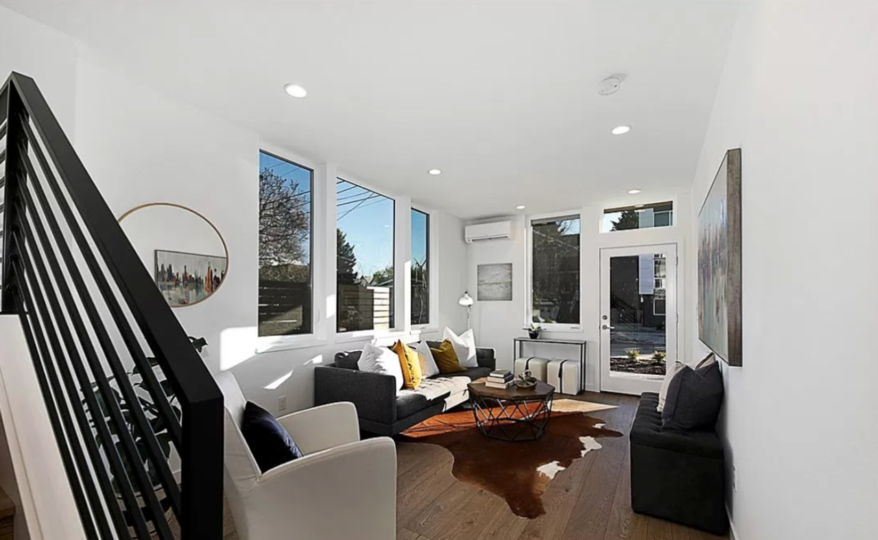 1706 Nw 63rd St - Photo 3 of 17