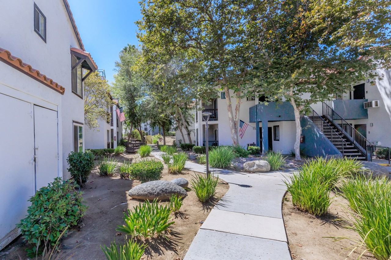 Tierra at Creekside - Photo 4 of 50