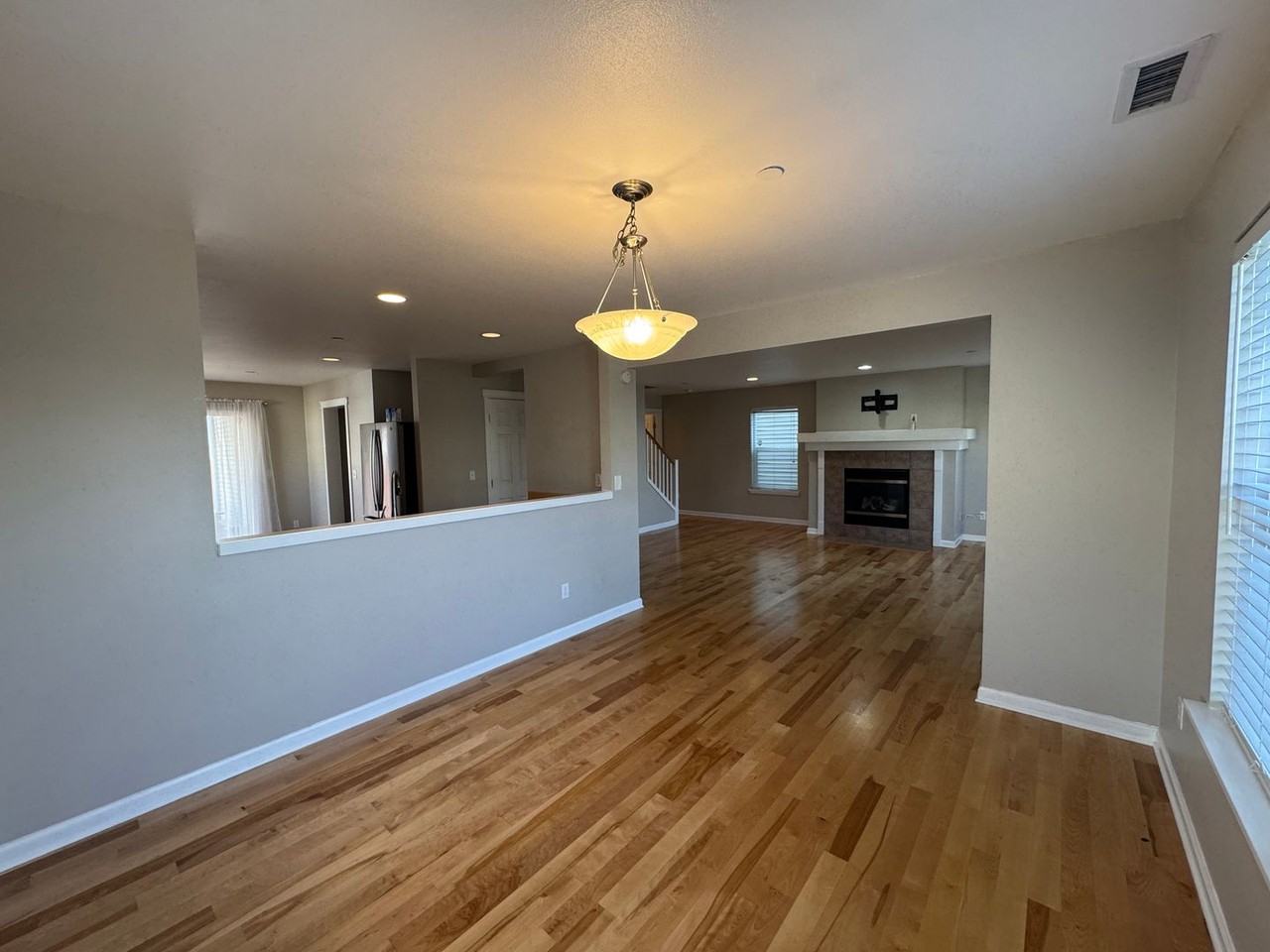 2811 Martin St - Photo 3 of 22
