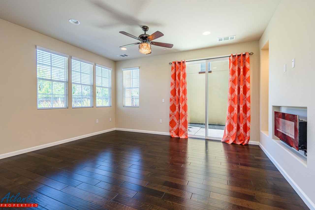822 Tina Speciale Pl - Photo 3 of 23