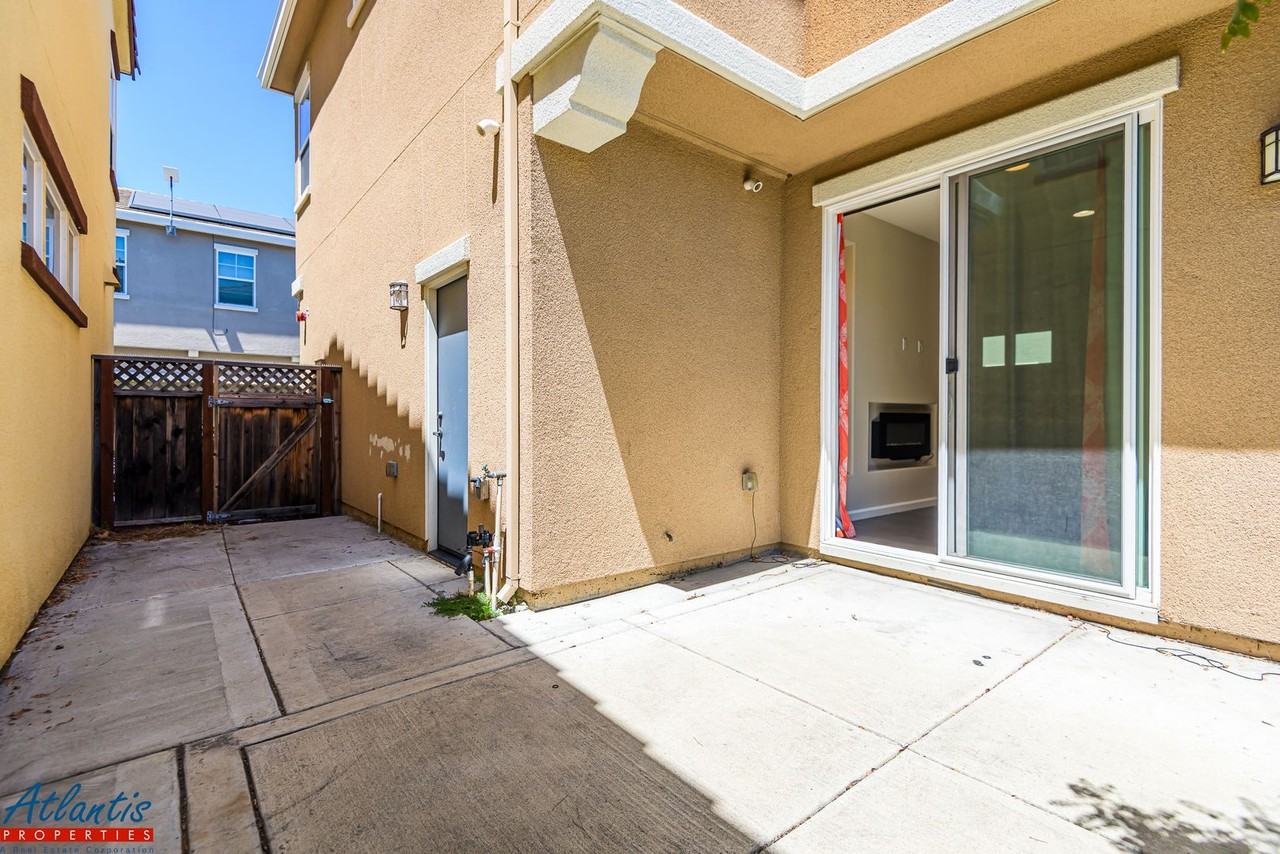 822 Tina Speciale Pl - Photo 5 of 23
