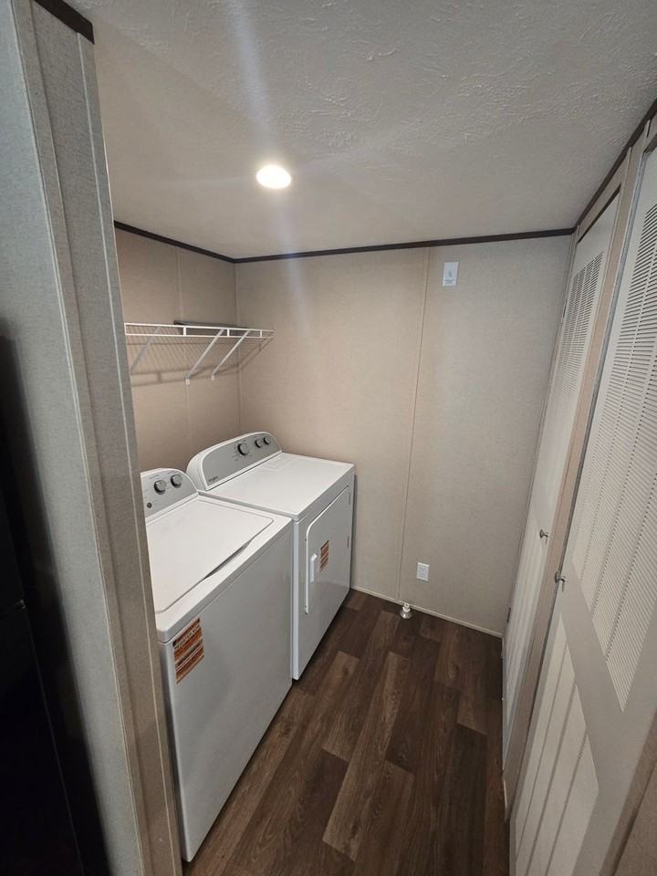5800 E Hermans Rd #2 - Photo 7 of 25