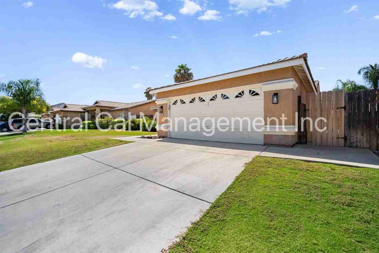 5029 Trabuco Canyon Dr - Photo 3 of 21