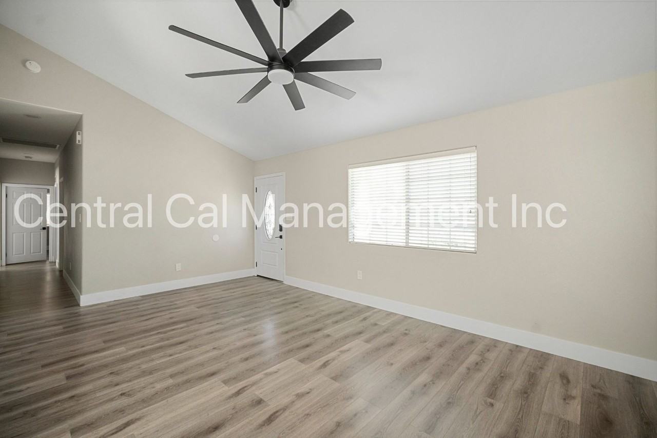 5029 Trabuco Canyon Dr - Photo 7 of 21