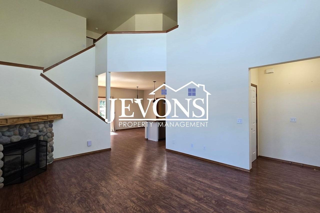 1406 S 79th Ave - Photo 7 of 22