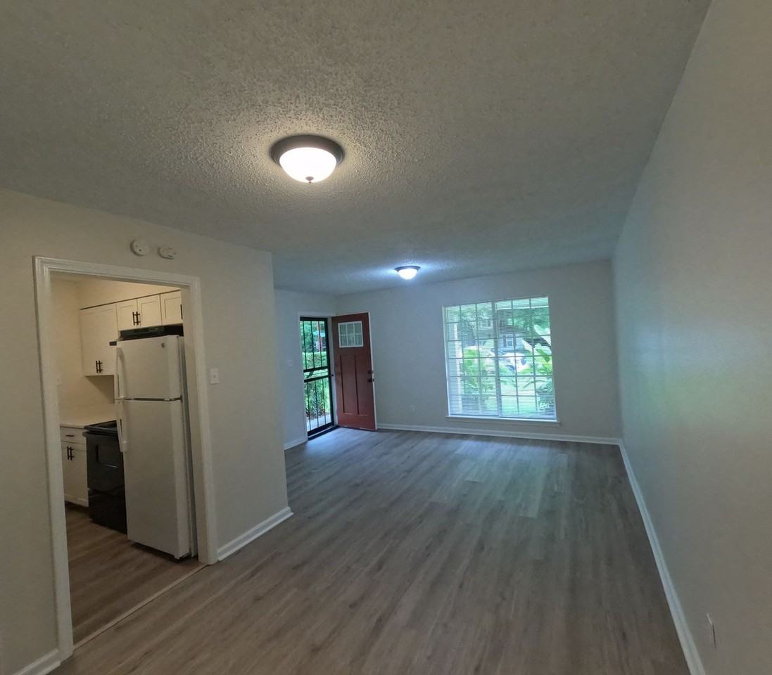 3115 Carnes Ave - Photo 5 of 14