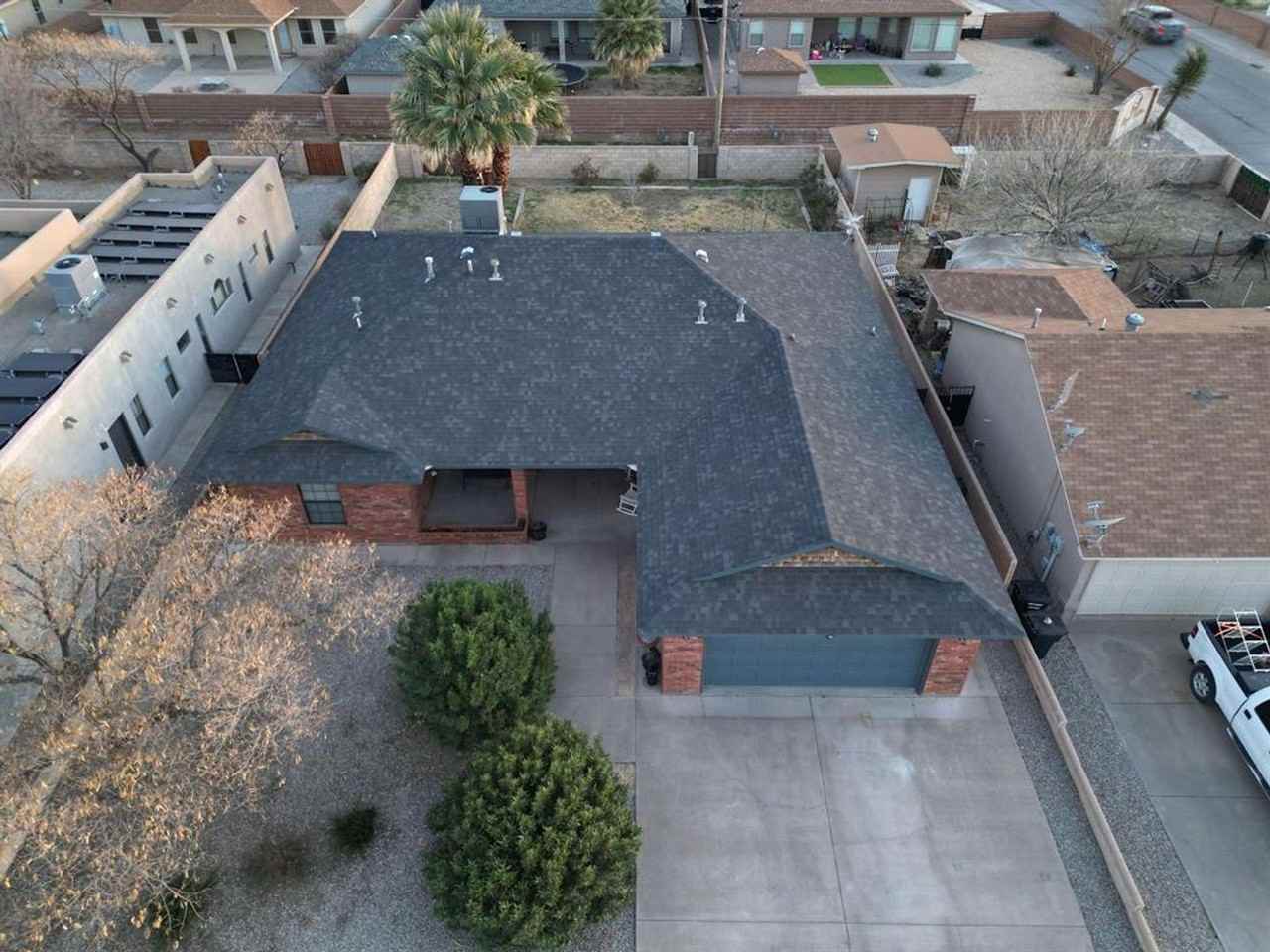 1022 Mimosa Ave - Photo 2 of 50