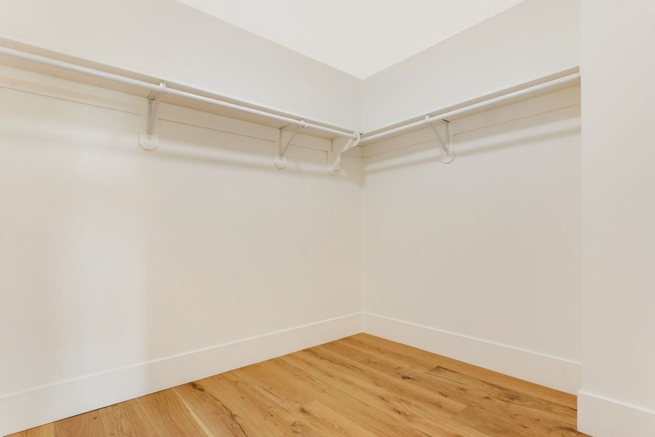 2821 2821 Griffin Ave - 2817 Griffin Ave - Photo 6 of 17