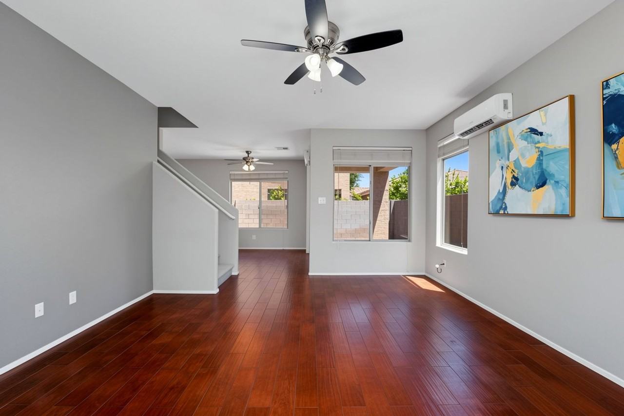 1231 S Amber St - Photo 6 of 45