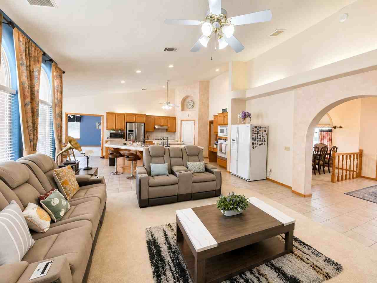 16285 Monache Rd - Photo 4 of 13