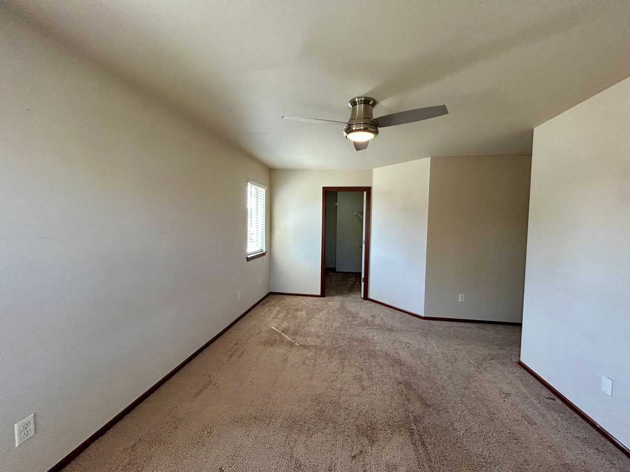 5244 Arrow Ct - Photo 5 of 14