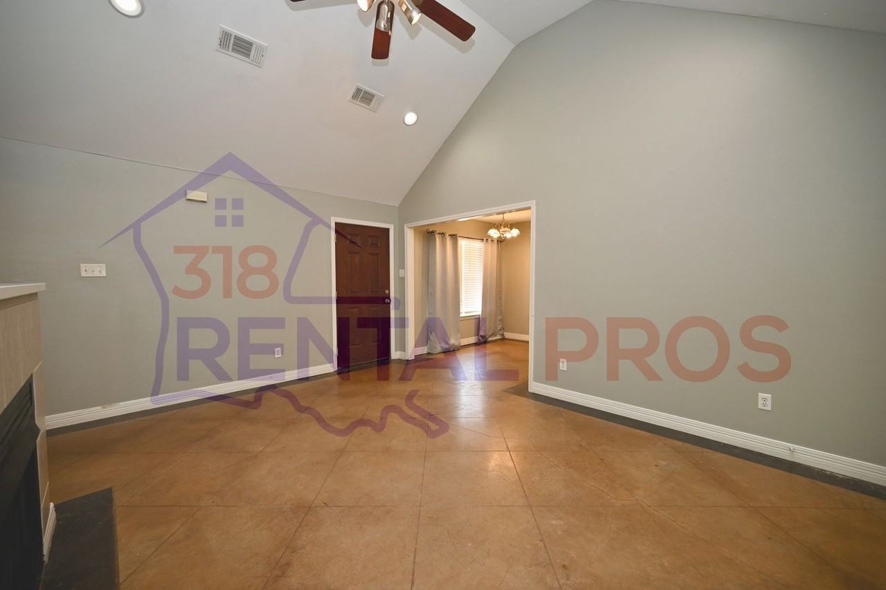 1202 Mcquay Dr - Photo 6 of 28