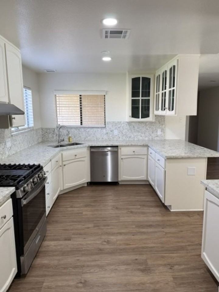 43480 Texas Ave - Photo 2 of 12