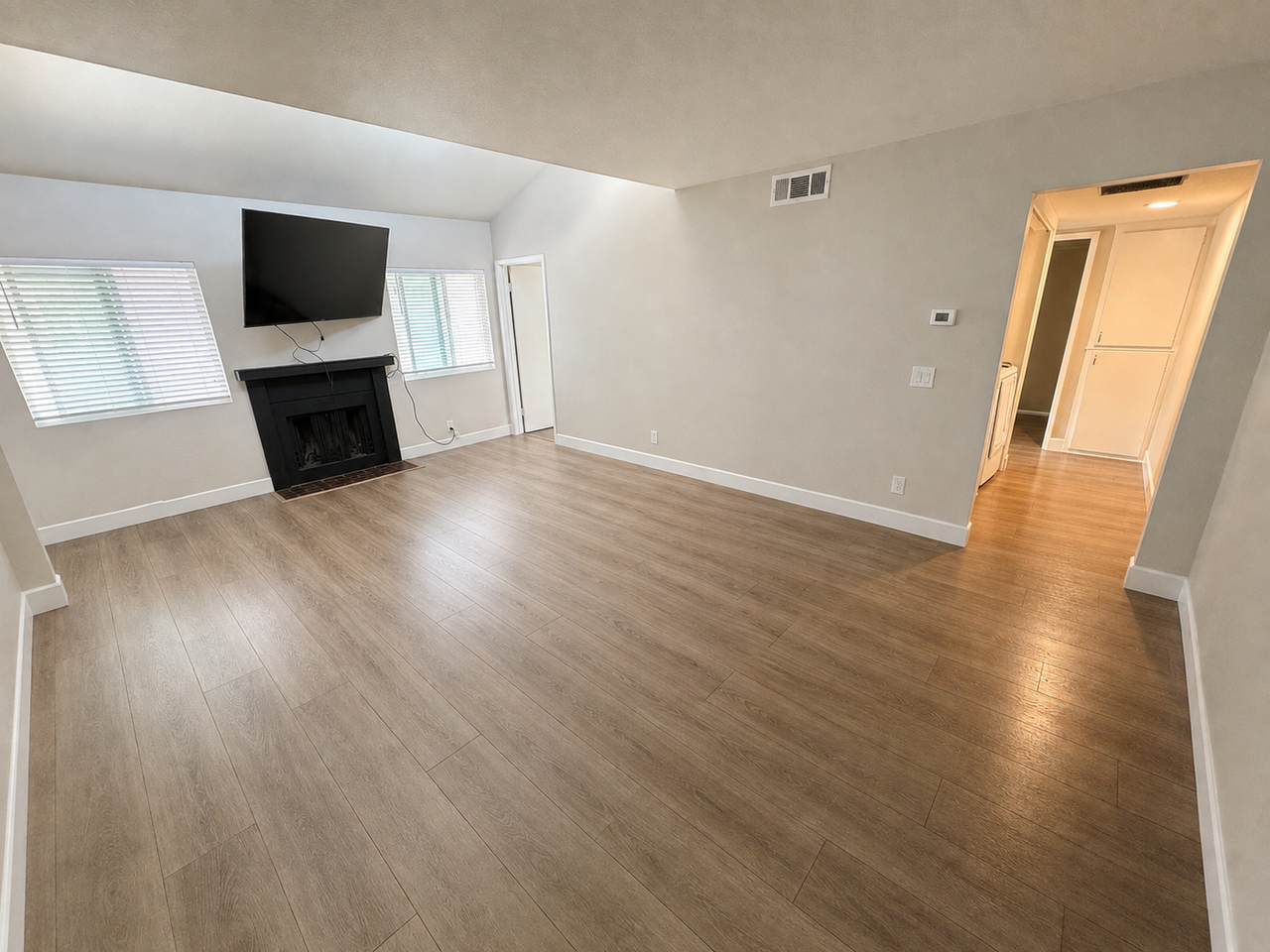 1320 San Simeon Ct #1 - Photo 3 of 21