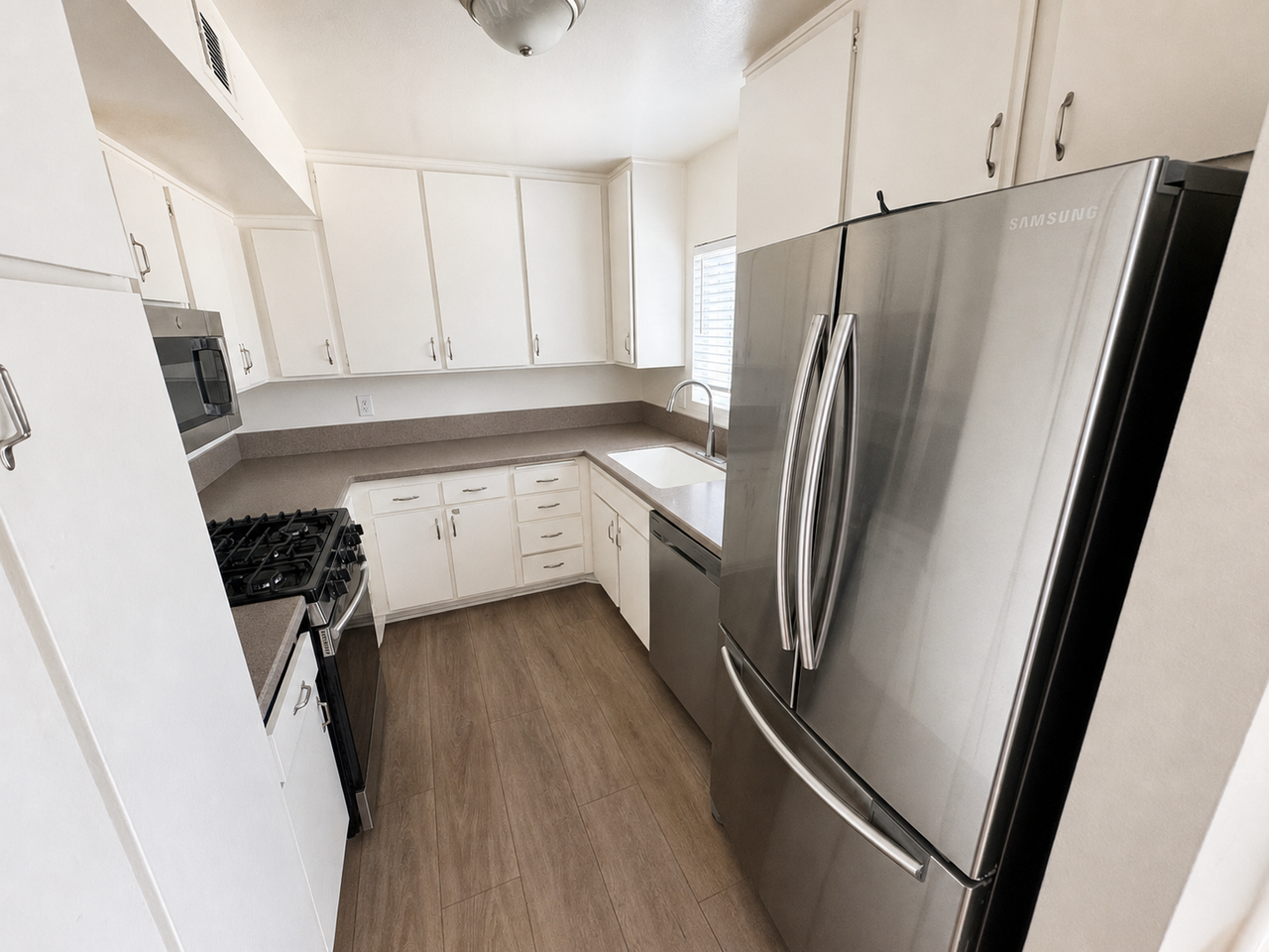 1320 San Simeon Ct #1 - Photo 6 of 21