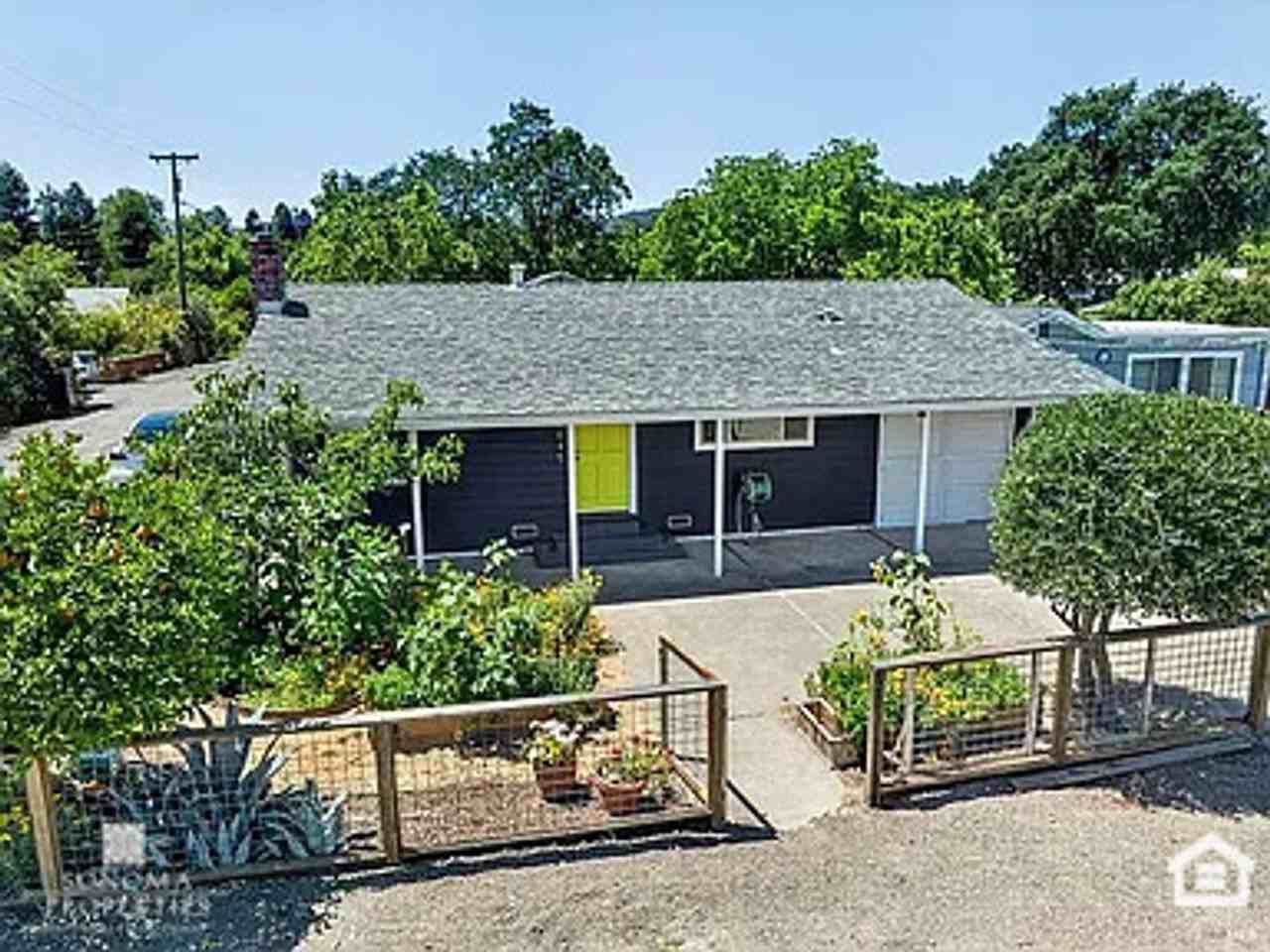 18045 Brooks Ave - Photo 4 of 21