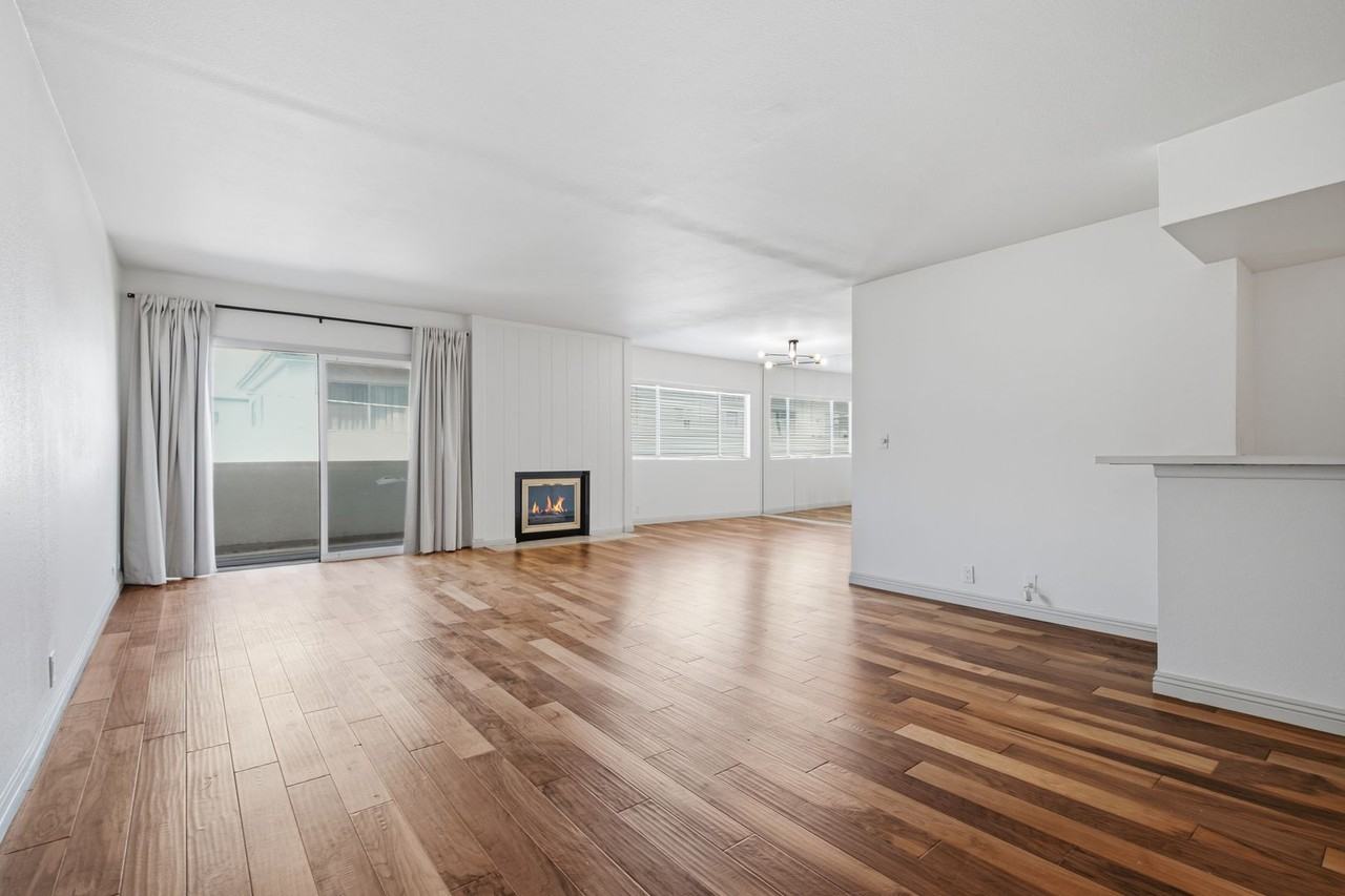 853 S Le Doux Rd #202 - Photo 3 of 21