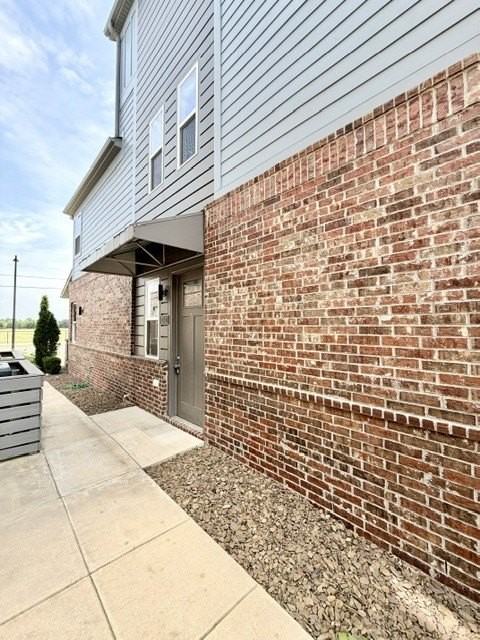 1701 W Deane St - Photo 2 of 16