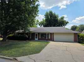 featured image of 1806 Se Lawrence St