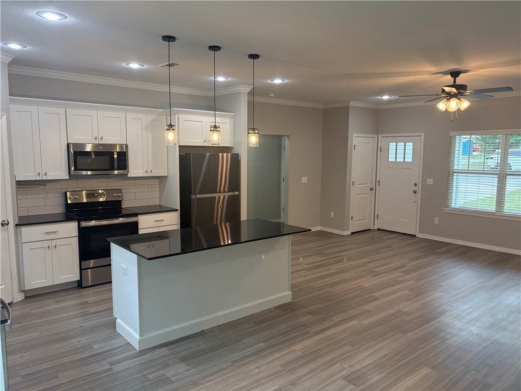19 Boreland Ln - Photo 6 of 26