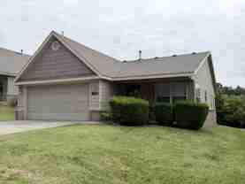 2904 W Old Farmington Rd - Photo 1 of 1