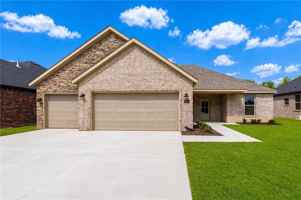 featured image of 2104 N Dagan St
