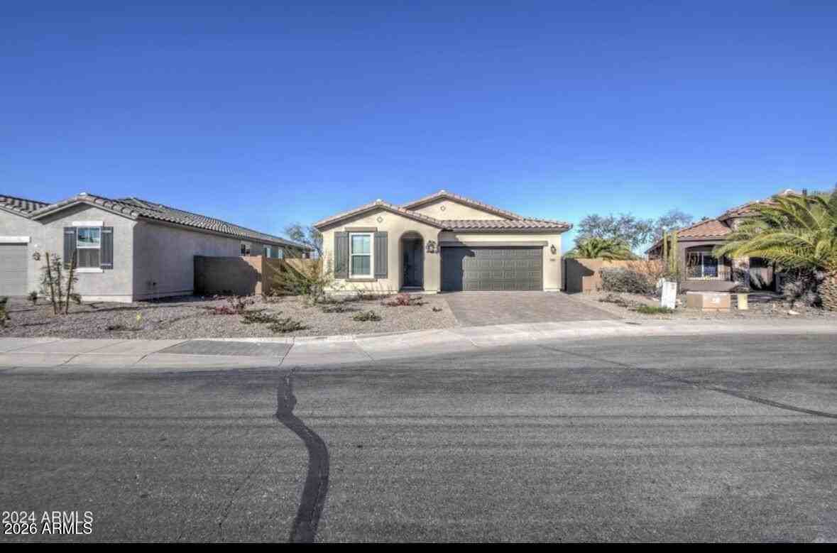 1266 E Kingman St - Photo 5 of 37