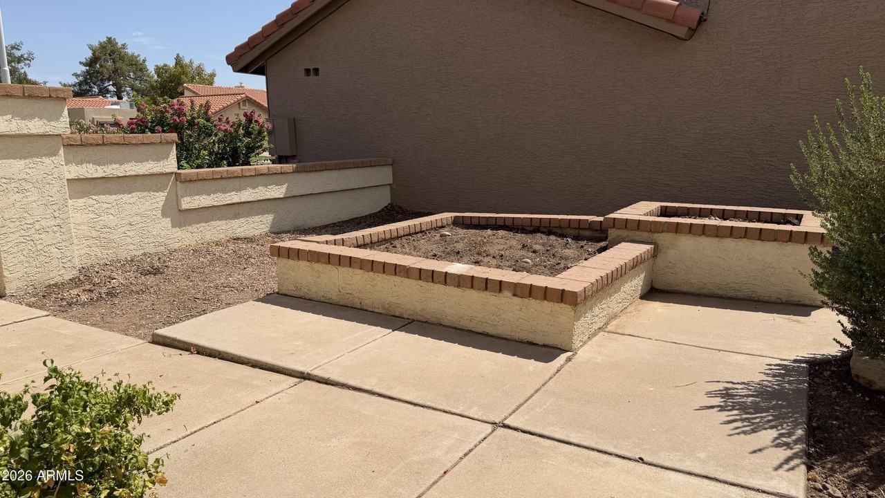 2207 W Ironwood Dr - Photo 3 of 22