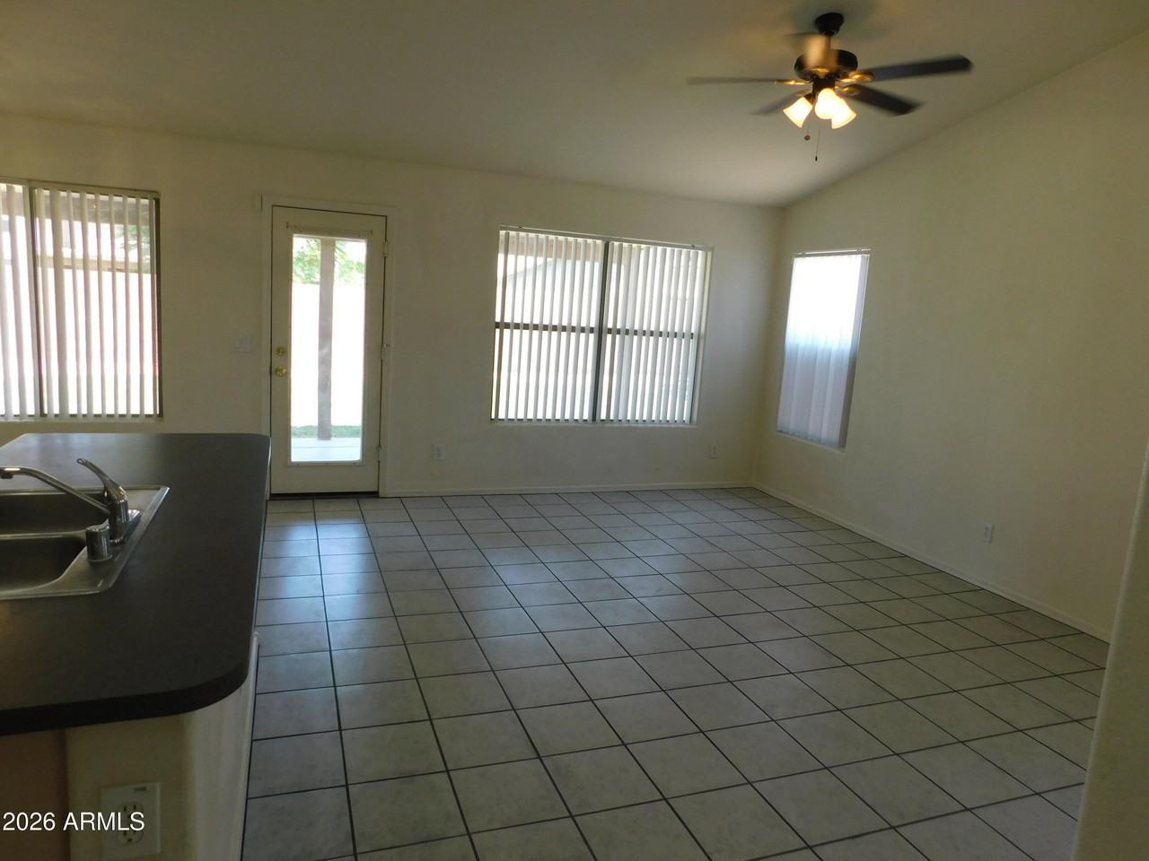 2430 E Fairview St - Photo 7 of 22