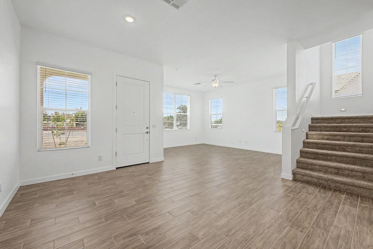 8232 E University Dr #126