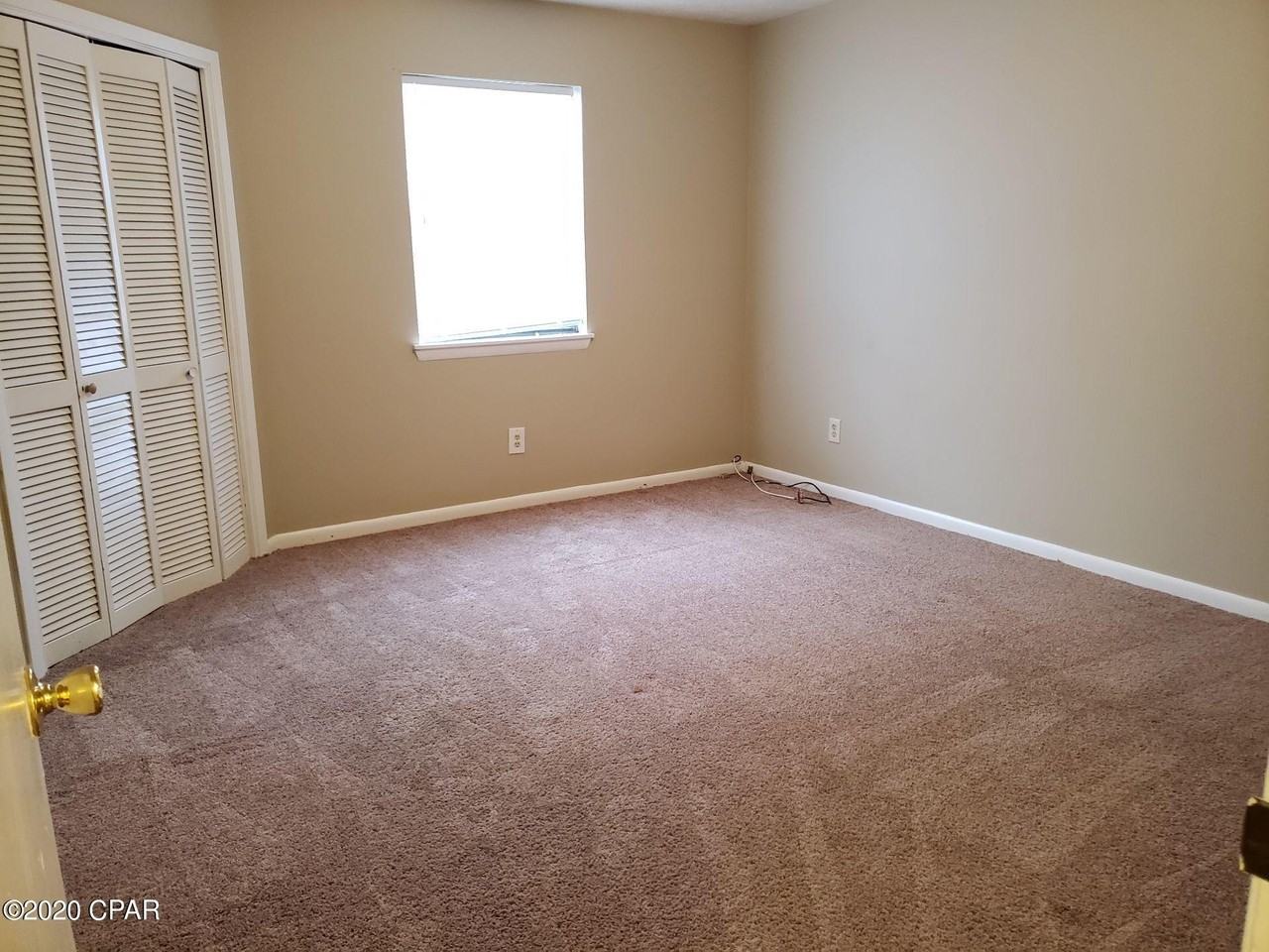 5915 Pinetree Ave - Photo 5 of 8
