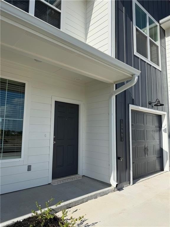 10661 Berry Branch Ln - Photo 2 of 27