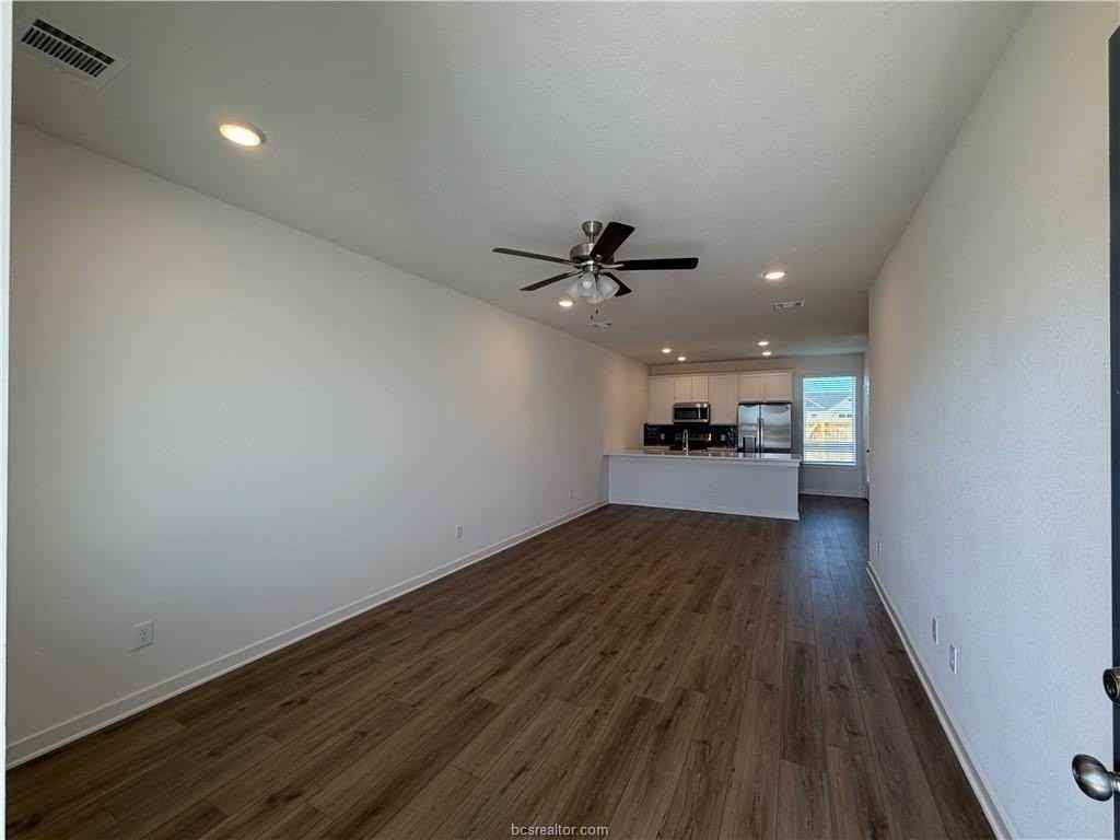 10661 Berry Branch Ln - Photo 3 of 27