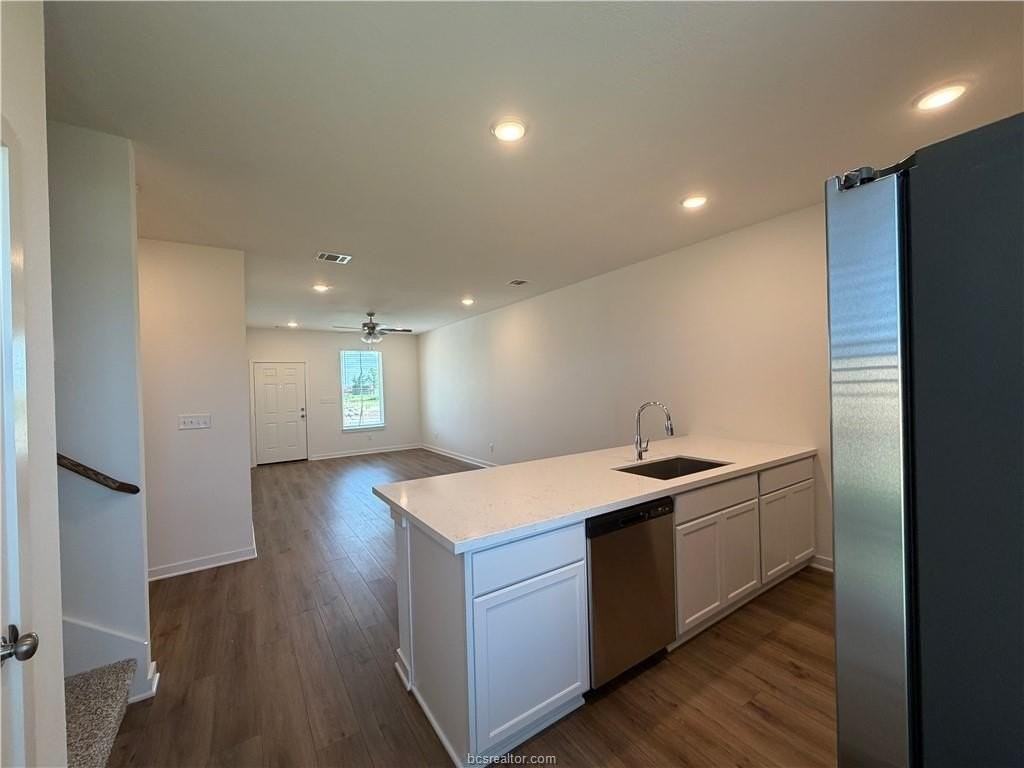 10661 Berry Branch Ln - Photo 4 of 27