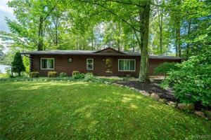 featured image of 8376 Cobblestone Ct