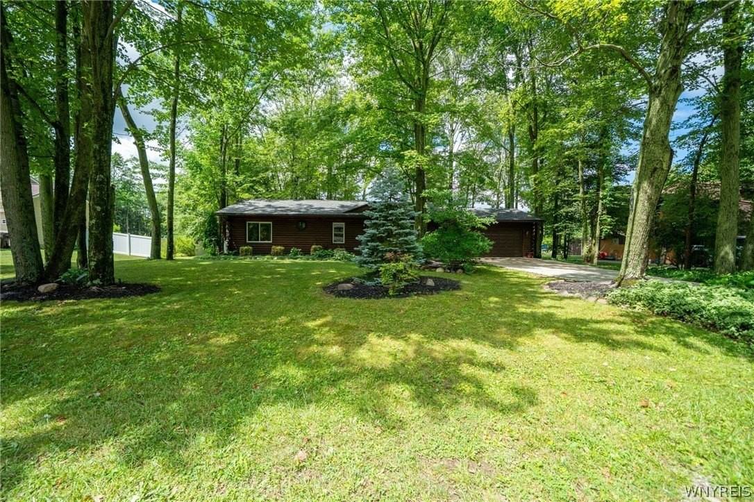 8376 Cobblestone Ct - Photo 2 of 41