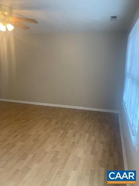 1384 5th St #B - Photo 4 of 12