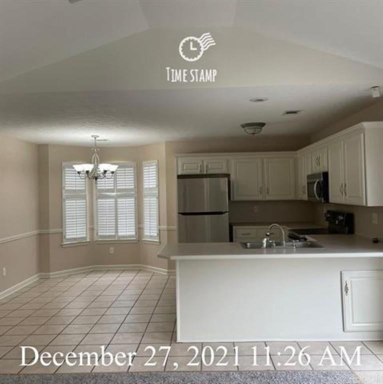 44 Magnolia Dr - Photo 5 of 17