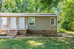 524 S Lovell Ave #B - Photo 1 of 1